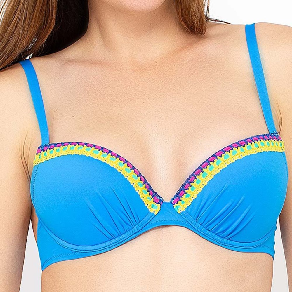 🚨 Antigel La Santa Plunge Bikini Top 🚨 Last chance!